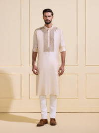 THE AUREATE CHARM MINIMAL KURTA