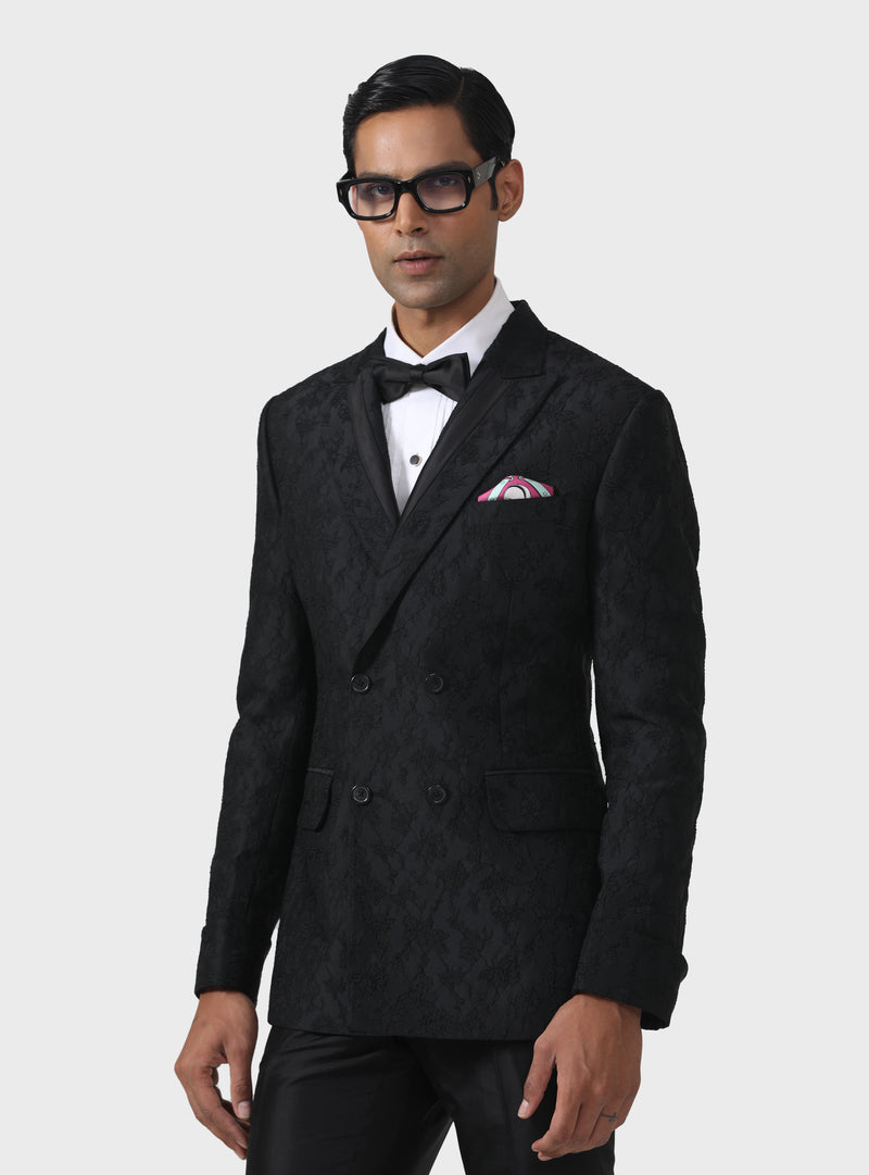 MIDNIGHT LACE ELEGANCE THE TUXEDO JACKET