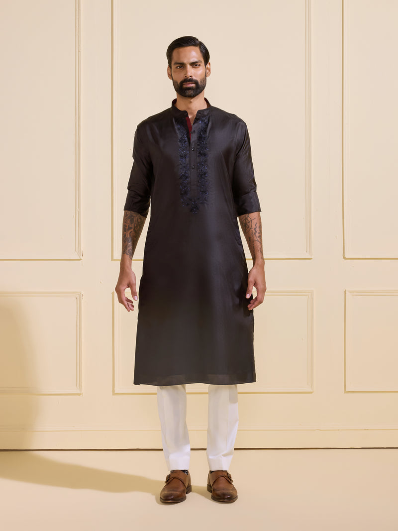 MIDNIGHT NOIR CHARM: THE EMBROIDERED BLACK KURTA