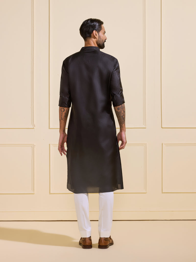 MIDNIGHT NOIR CHARM: THE EMBROIDERED BLACK KURTA