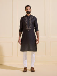 THE GILDED NIGHT: REGAL BLACK KURTA