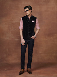 BLACK VELOUR WAISTCOAT WITH PIPED ALLURE