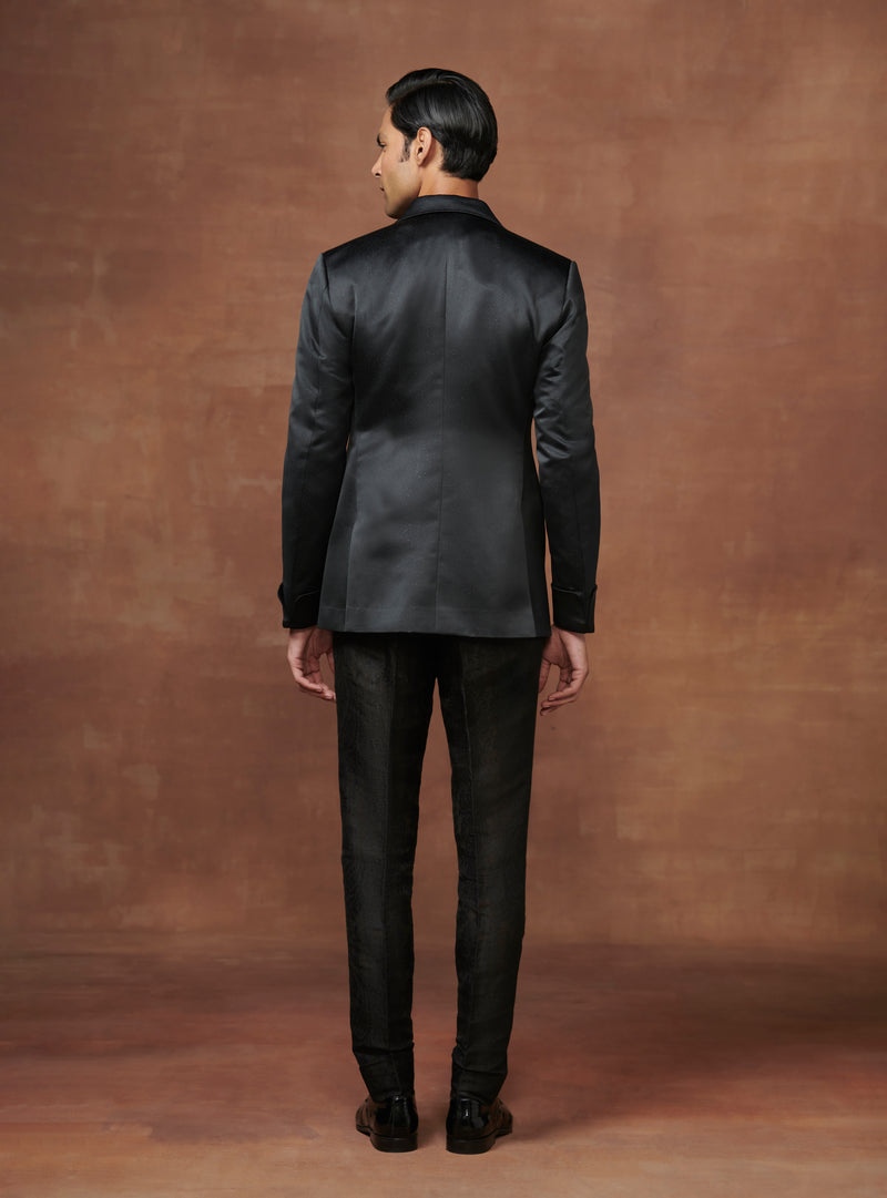 CLASSIC EXTRAVAGANZA BLACK TUXEDO JACKET