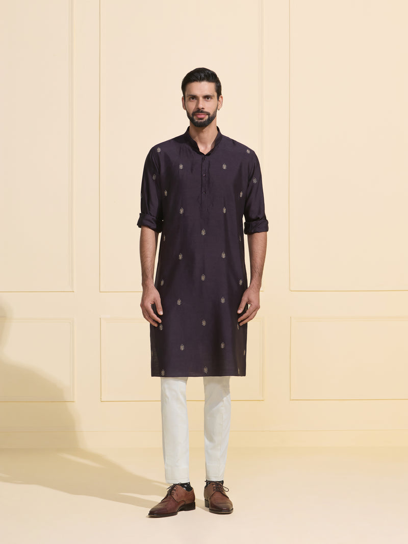 OBSIDIAN SLEEK BLACK KURTA OF MODERN FINESSE