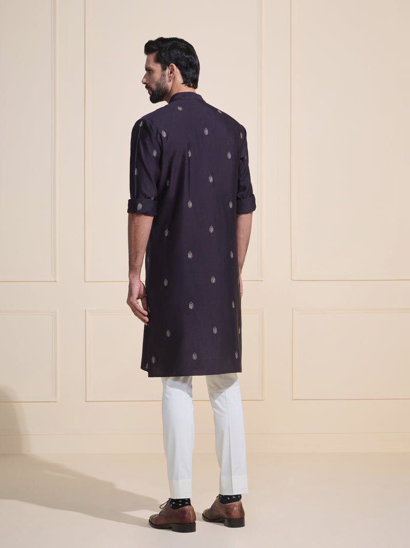 OBSIDIAN SLEEK BLACK KURTA OF MODERN FINESSE