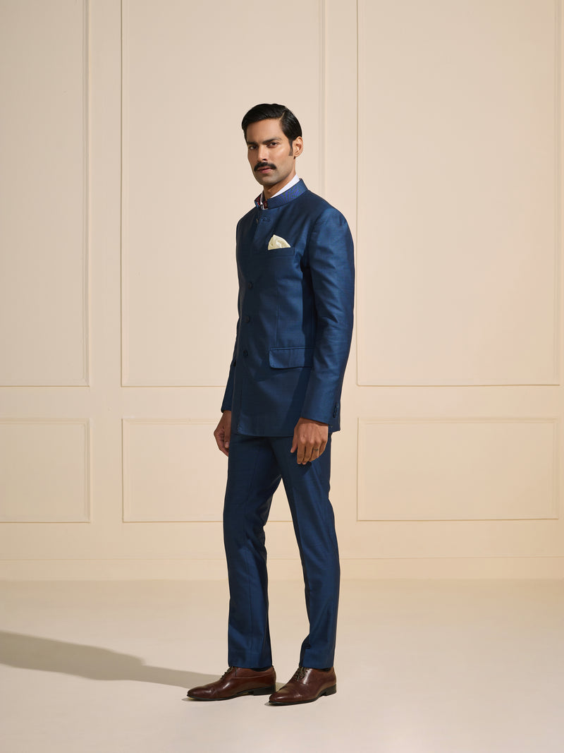 THE OCEANIC LUXE: A VERSATILE BANDHGALA SUIT