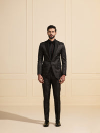 THE SPARKLING GLAMOUR: ULTIMATE BLACK TUXEDO JACKET