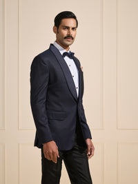 THE SABLE CHARM: THE QUINTESSENTIAL BLACK TUXEDO