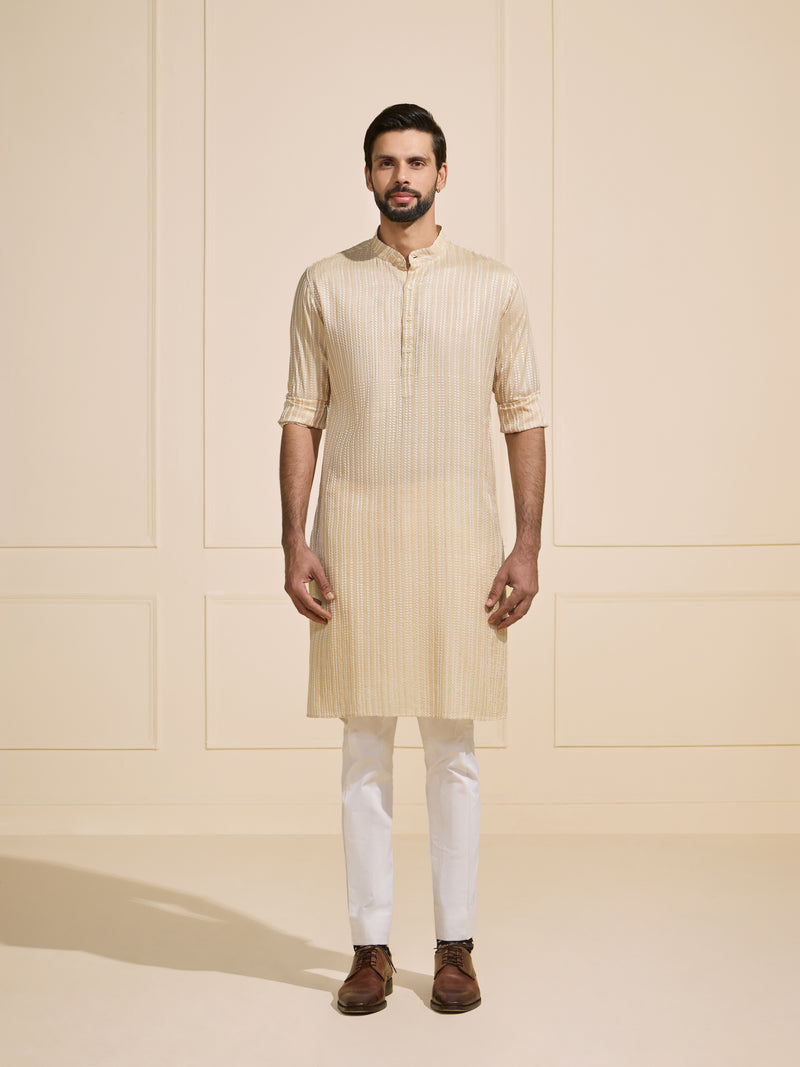 THE STREAMLINED REVERIE TIMELESS KURTA