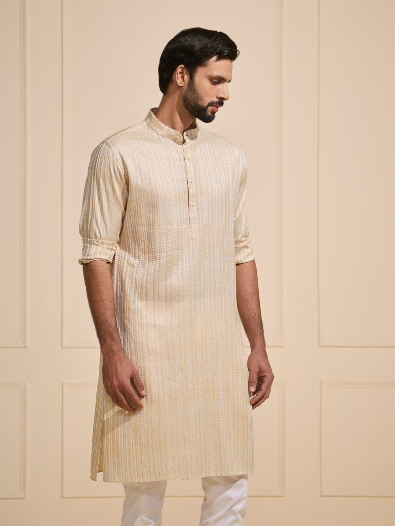 THE STREAMLINED REVERIE TIMELESS KURTA