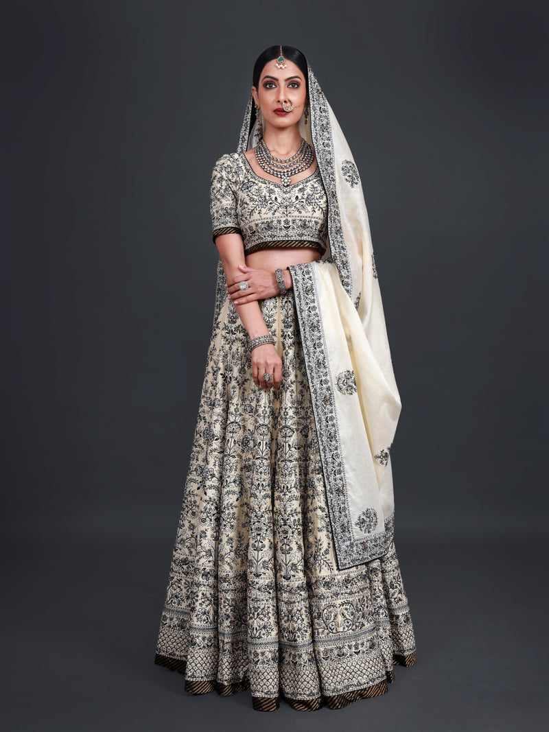 B&W ELEGANTE LEHENGA SET