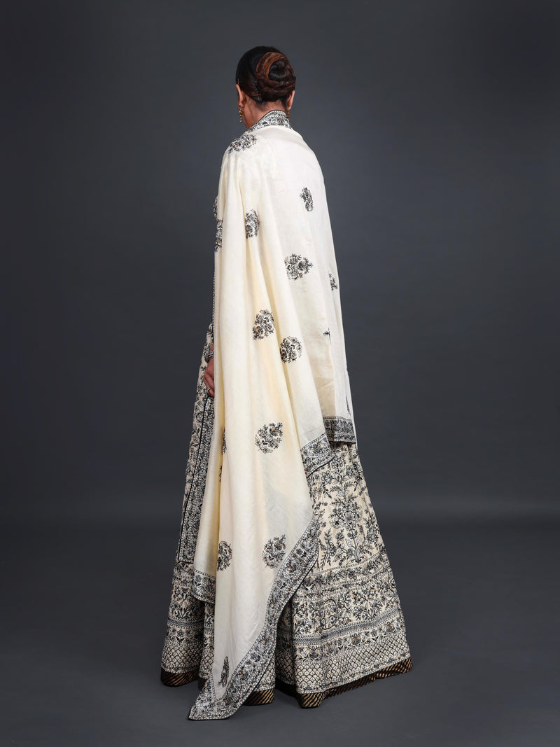 B&W ELEGANTE LEHENGA SET