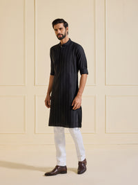 THE OBSIDIAN ALLURE KURTA