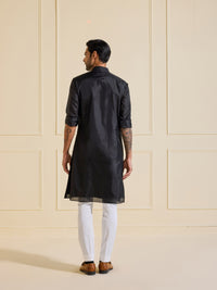 THE OBSIDIAN ALLURE KURTA