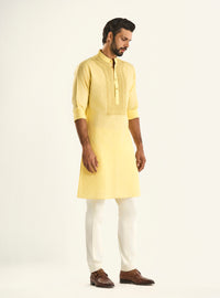 THE AMRAPALI KURTA