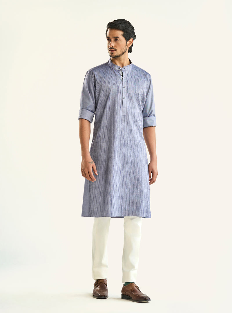 THE LINEAR KANTHA KURTA