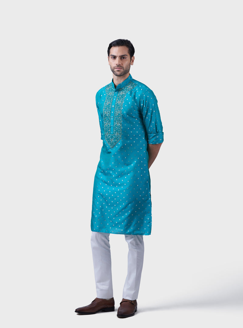 THE FLORA JACQUARD BUTTI KURTA