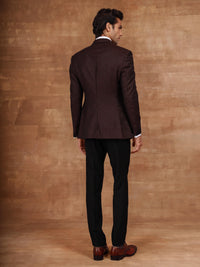 THE TEXTURED DINNER JACKET