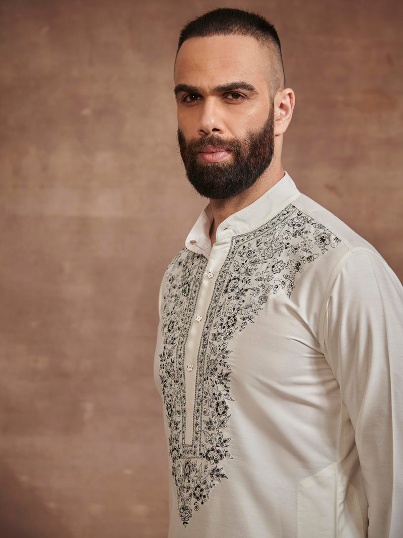 THE B&W ELEGANTE KURTA