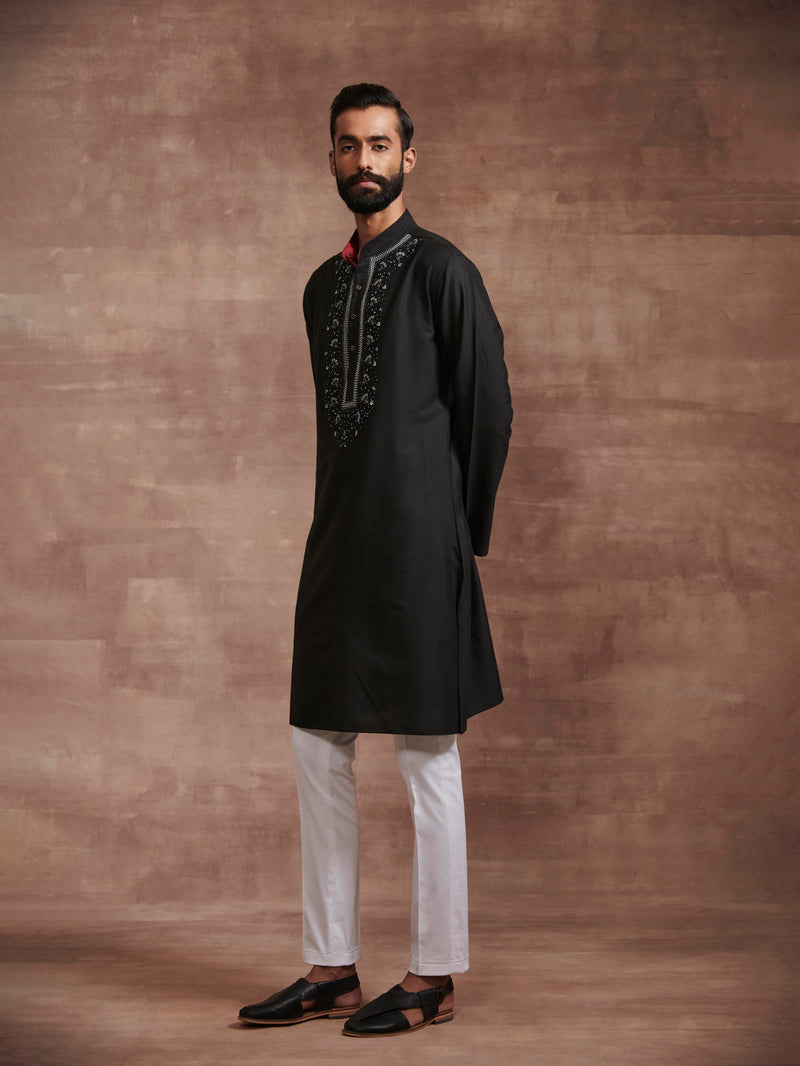 THE B&W ELEGANTE KURTA